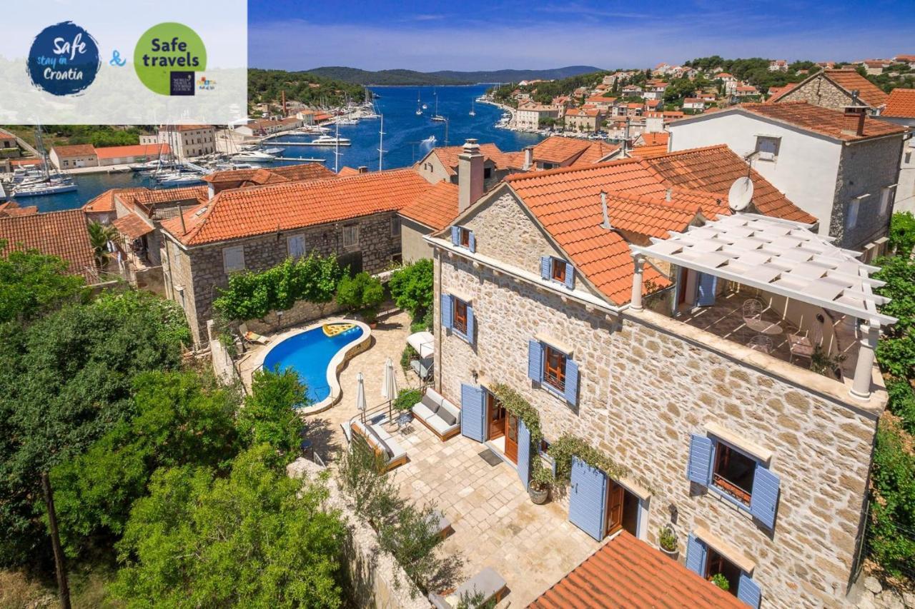 Villa Vicina Heritage Villa For 9,Milna - Close To Restaurants And Shops 外观 照片